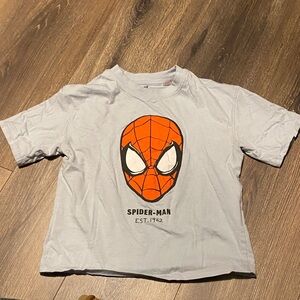H&M Light Gray Marvel T-Shirt
